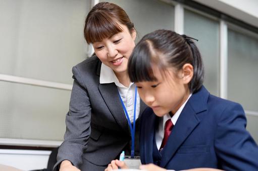 【東京都】未経験ＯＫ！「個別指導学院フリーステップ」の教室運営職